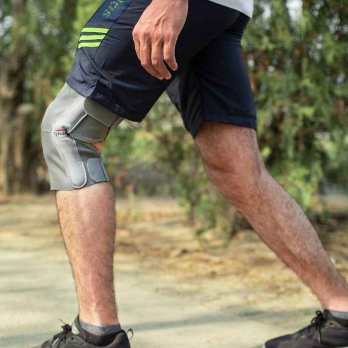 TYNOR D-08  ELASTIC KNEE SUPPORT